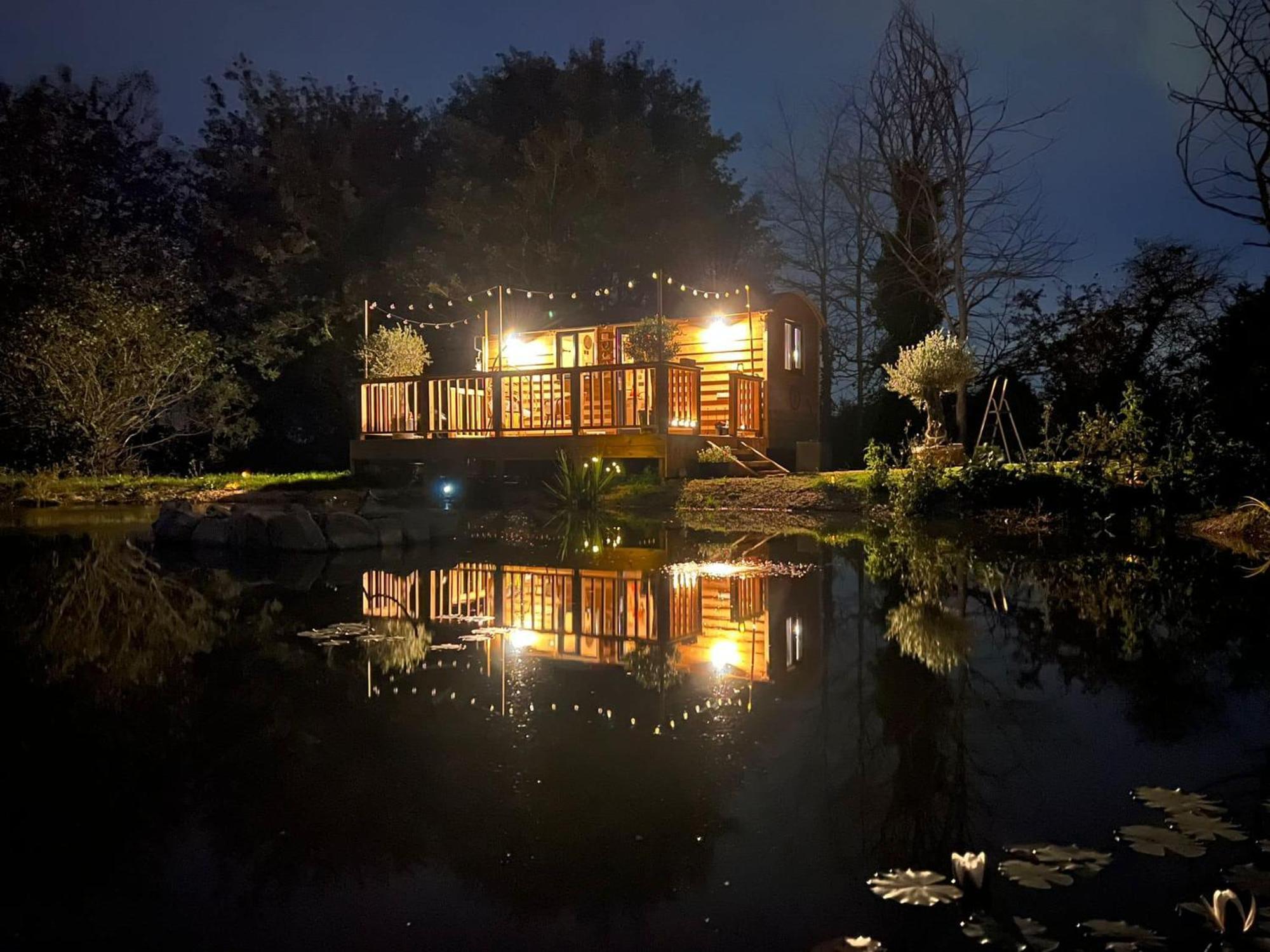 Rusty Duck Retreat Shepherds Hut Shedfield Exteriér fotografie