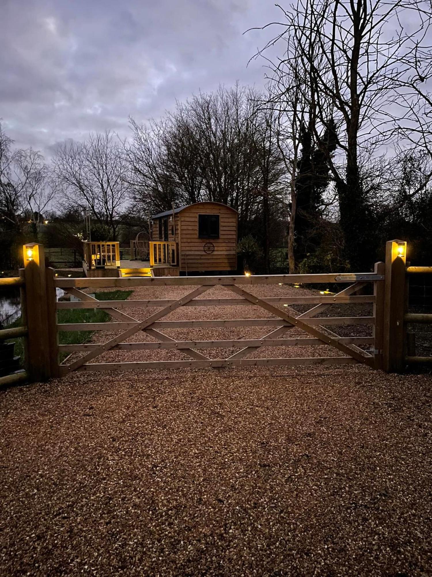 Rusty Duck Retreat Shepherds Hut Shedfield Exteriér fotografie