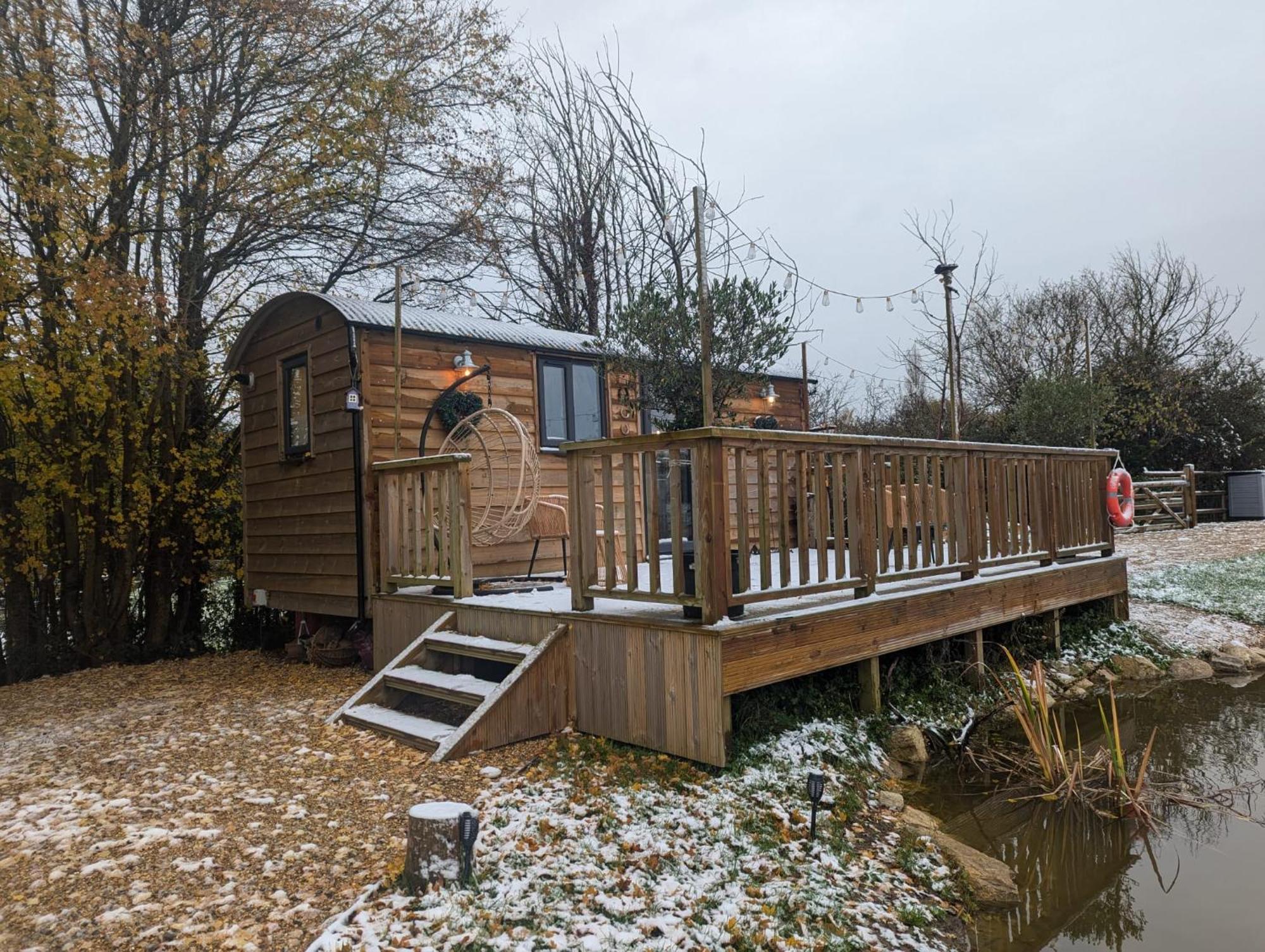 Rusty Duck Retreat Shepherds Hut Shedfield Exteriér fotografie